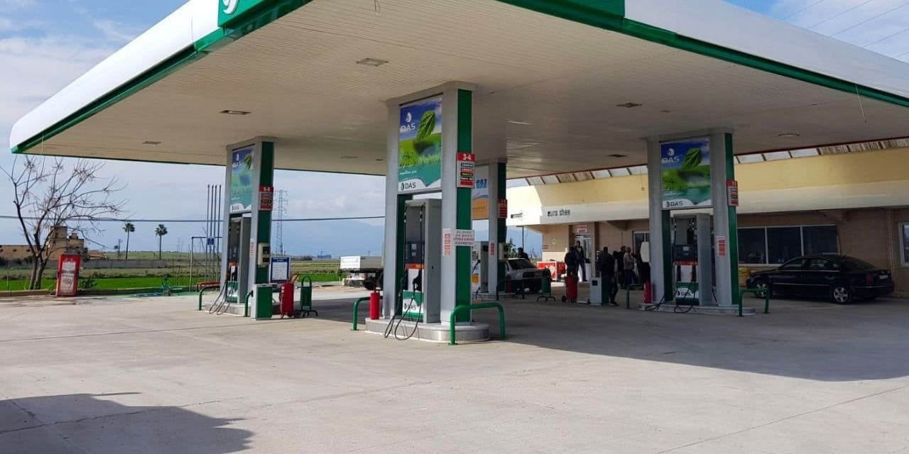 kriz akaryakit devinin de basini yakti iflas bayragini cekti FjKmhwrR