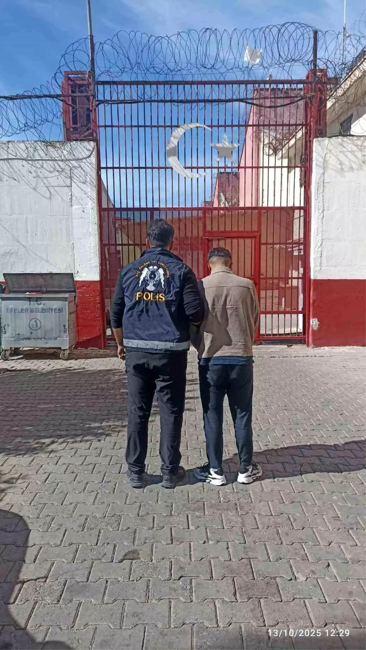 aydinda firari hukumlu polisi tarafindan yakalandi VrsCvFaz.jpg