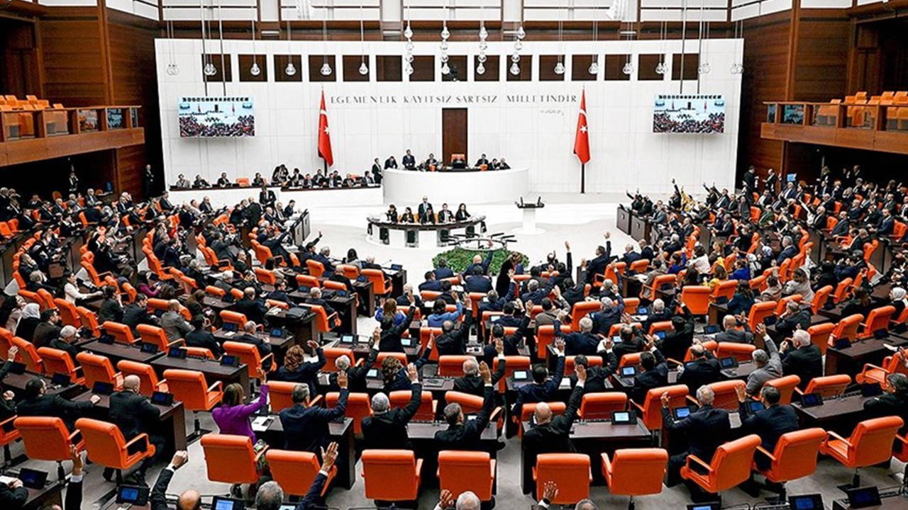 İYİ Parti’den esnaf ve KOBİ’leri için kanun teklifi: ‘Borçları yapılandırılsın’