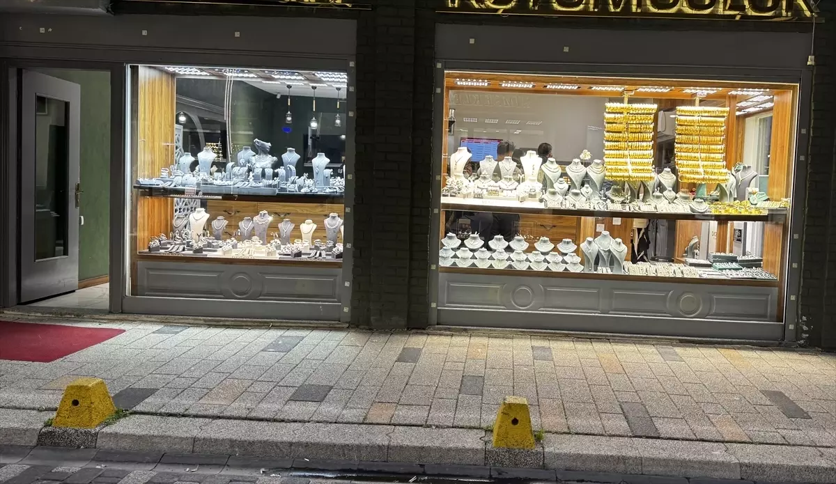 Ordu’da Kuyumcudan 2 Milyon Liralık Altın Çalındı