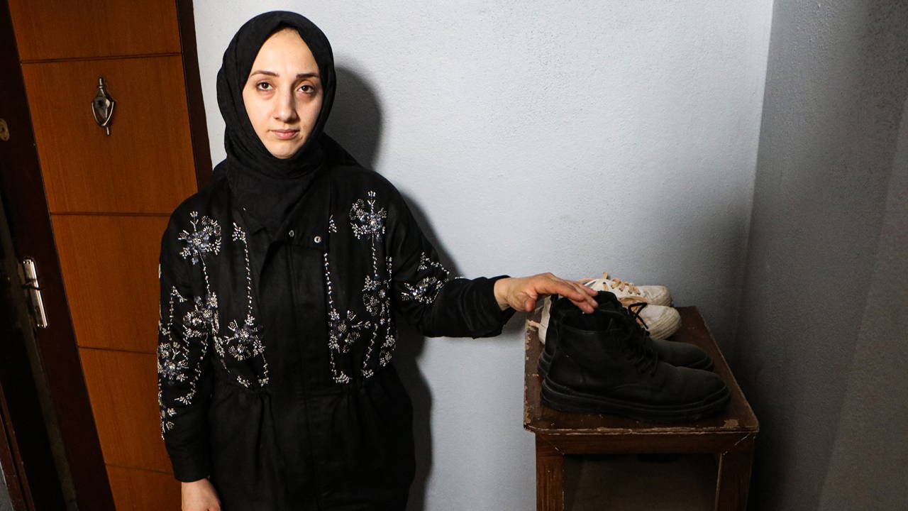 Ayakkabılıktan Anahtarı Alarak Eve Girip Altınları Çaldılar