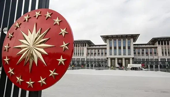chpli-deniz-yavuzyilmazdan-arac-saltanati-paylasimi-istanbula-ait-kaynaklar-boyle-kullanilmis-tLNssE5w