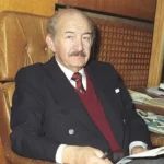epik-ve-kabare-tiyatrosunun-ustasi-haldun-taner-aBEvQjbE