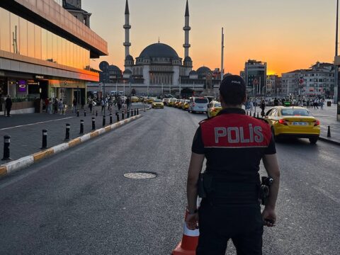 Istanbul polisi kent genelinde teyakkuza gecti 3KqXXGH3